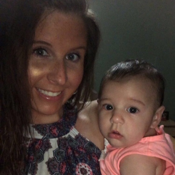 Meet your Posher, Lindsey - Picture 1 of 1